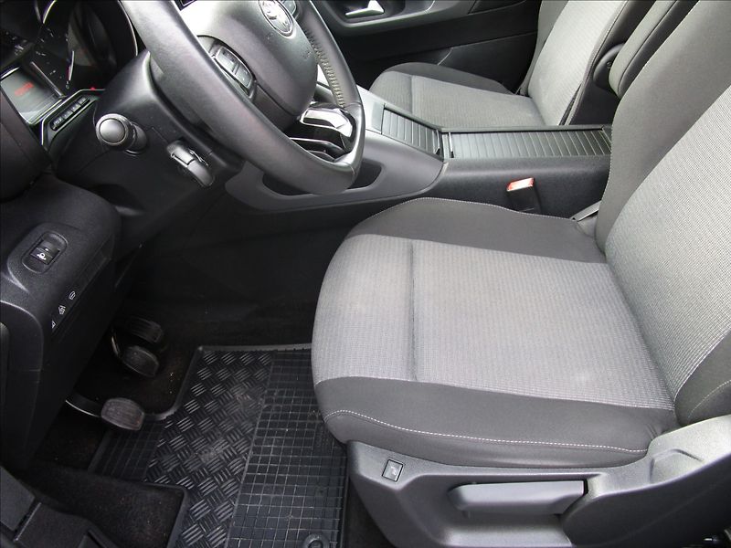 Toyota ProAce City Verso 1.5D-4D, 1. majitel - fotka 18 z 65