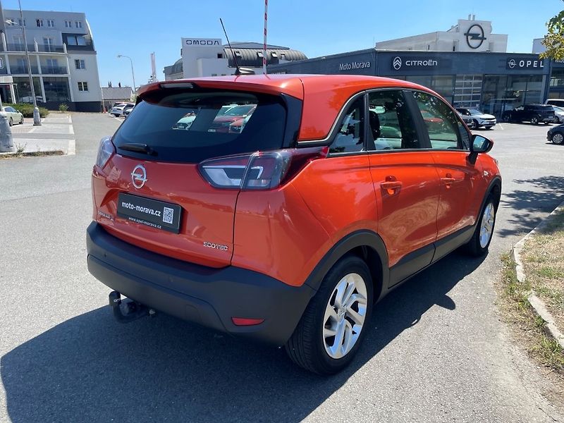 Opel Crossland X Enjoy 1,2 Turbo, ČR, 1. maj - fotka 5 z 33