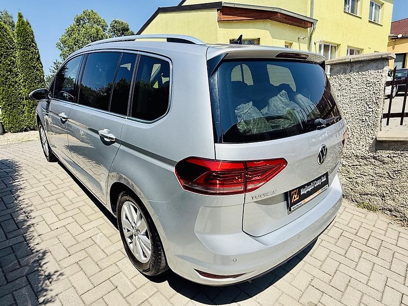 Volkswagen Touran (2021) 2,0TDi 110kW HIGHLINE 7-míst - fotka 16 z 19