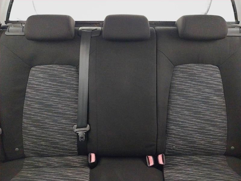 Kia Ceed (2007) 1.6 i, nová STK, dobrý stav - fotka 10 z 16