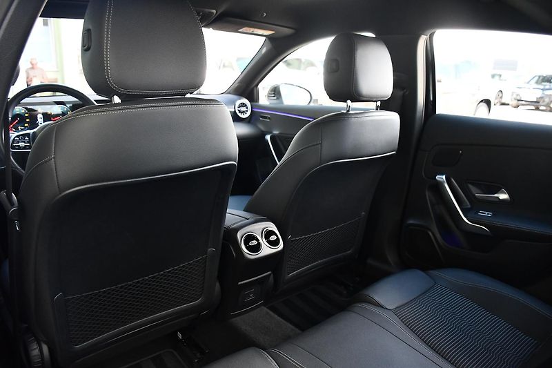 Mercedes-Benz Třídy A A180 NTOP ČR 1M - fotka 18 z 54