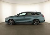 Kia Ceed (2025) 1.5 T-GDI, TOP, DPH, KEYLESS - náhled 2
