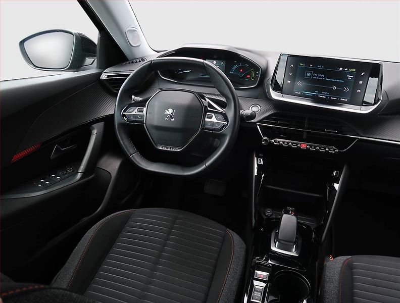 Peugeot 2008 (2021) Active 50 kWh, SoH 90% - fotka 7 z 22