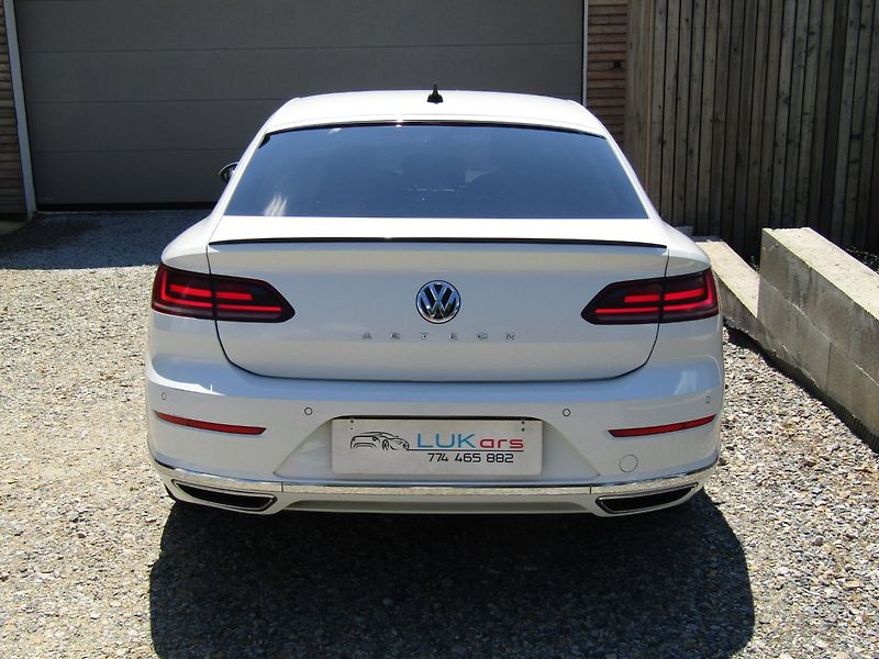 Volkswagen Arteon (2019) 2.0 TDI 140kW R-Line - fotka 12 z 44