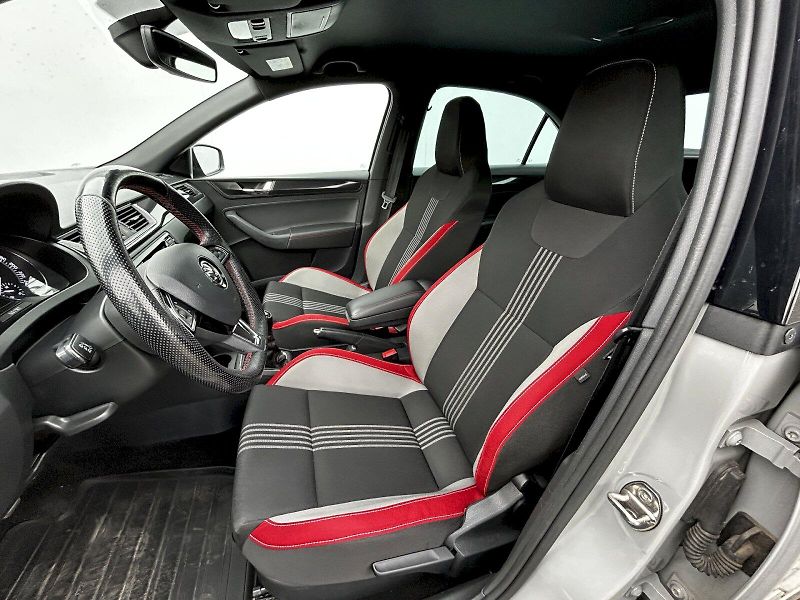 Škoda Rapid (2018) 1.0 TSI 70kW MP5 Monte Carlo - fotka 22 z 32