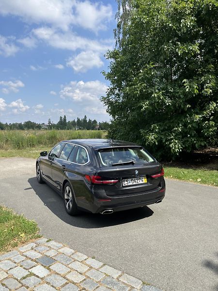 BMW Řada 5 (2021) 778015955 - fotka 3 z 11