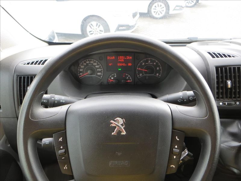 Peugeot Boxer 2,2 BHDI 3300 L2H2 Act. ČR - fotka 18 z 19