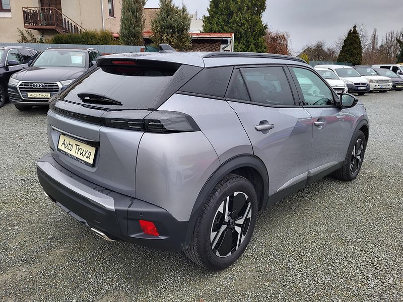 Peugeot 2008 1.2 PureTech 130k AUTOMAT - fotka 4 z 45
