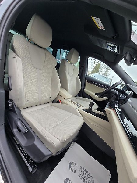 Škoda Octavia 110kW STYLE 1.Maj. ČR - fotka 9 z 42