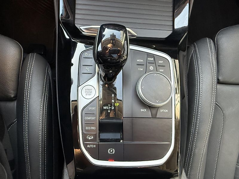 BMW X3 (2022) 30XD 210kW LASER PANORAMA CZ!! - fotka 30 z 43