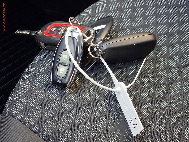 Opel Astra (2016) 1.4i, 1.maj,ČR, AC, ČR - fotka 16 z 16