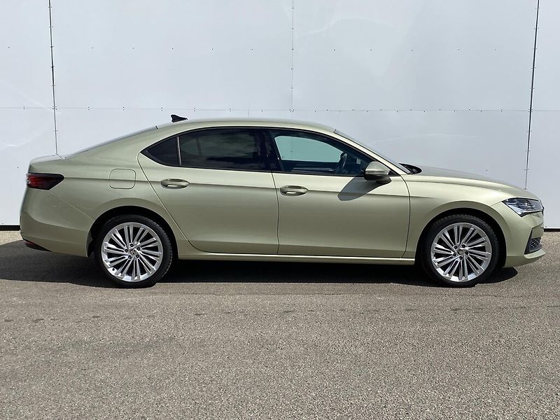 Škoda Superb 2,0 TDI 110 kW Selection DSG - fotka 3 z 30