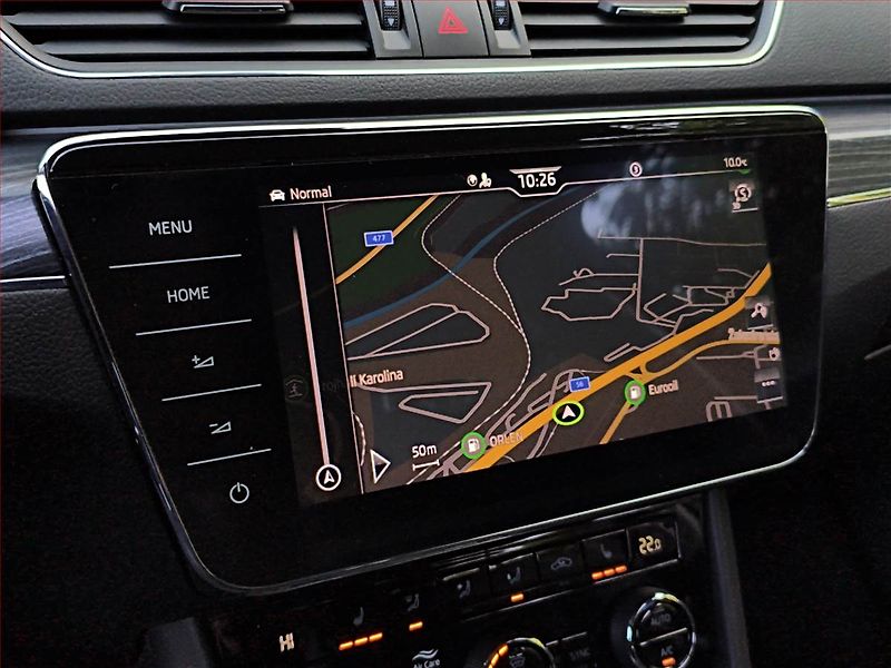 Škoda Superb (2022) 2.0 TDI - fotka 16 z 17