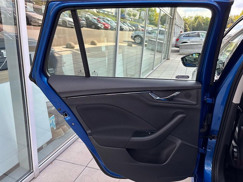 Škoda Kamiq 1.0 TSI 85 kW SELECTION - fotka 26 z 30