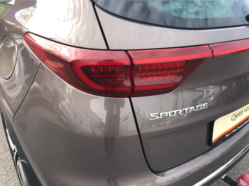 Kia Sportage 2,0 CRD| - fotka 26 z 29