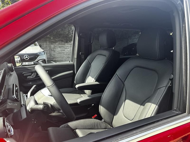 Mercedes-Benz Třídy V V 300d / Exclusive / L / 4M - fotka 14 z 31