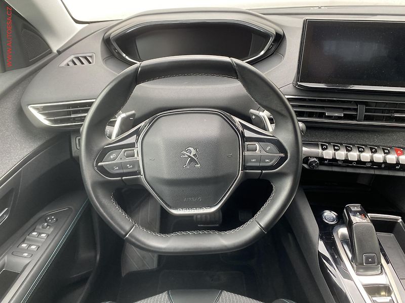 Peugeot 3008 (2021) 1.2PT, Allure, AT, LED, navi - fotka 11 z 20