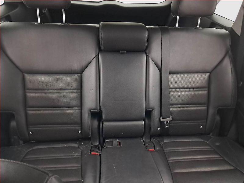Kia Sorento (2016) 2.2 CRDi, 4X4, Automat, Kůže - fotka 10 z 23