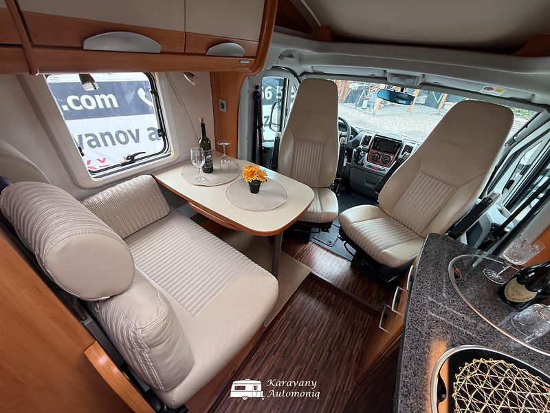Hymer Ostatní (2009) Tramp T 674 SL Fiat, Markíza - fotka 9 z 30