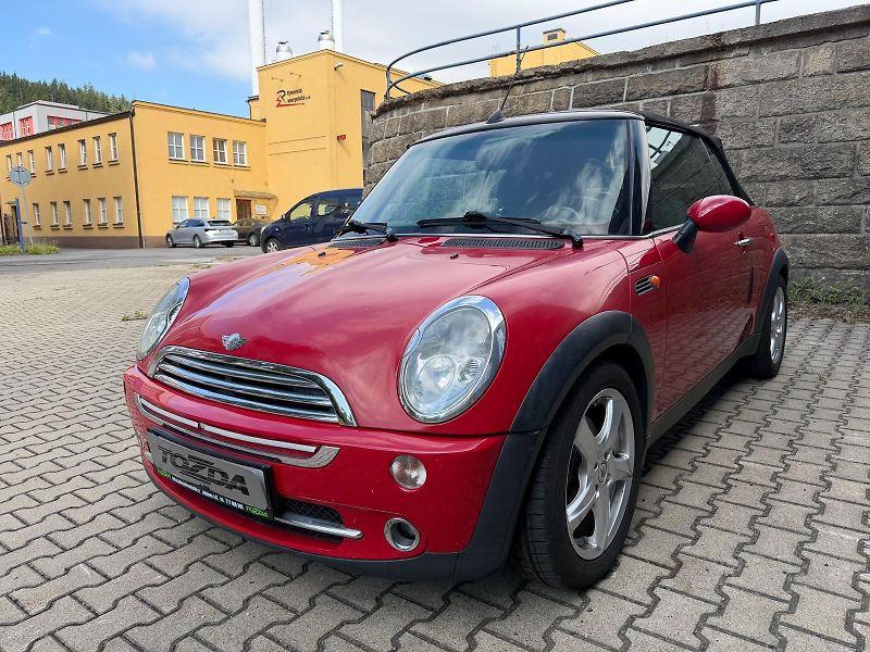 Mini Cooper 1,6i  Cabrio  - fotka 5 z 17