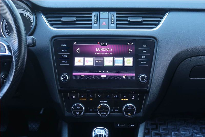 Škoda Octavia (2017) 1.5 TSI, Serv.kniha, Navi - fotka 12 z 22