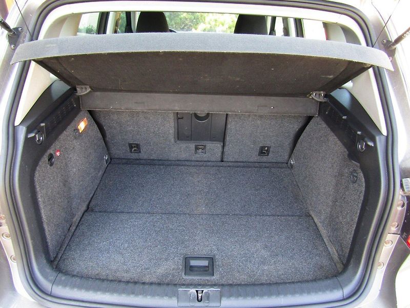 Volkswagen Tiguan (2008) 2.0 TDI 100kW  4x4 BEZ KOROZE - fotka 23 z 36