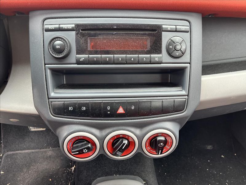 Smart Forfour 1,3 i AUTOMAT PANORAMA KLIMA - fotka 16 z 35