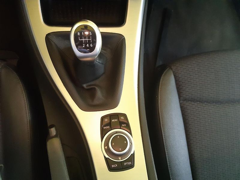 BMW Řada 3 320 XDRIVE  - fotka 12 z 22