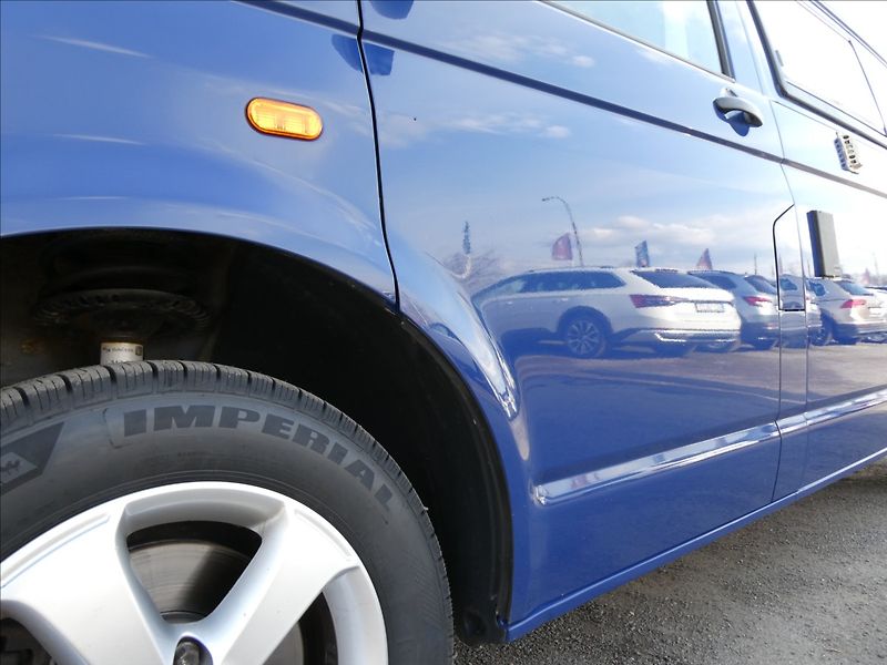 Volkswagen T5 California 2,5 TDi 96kW obytný vůz - fotka 14 z 49