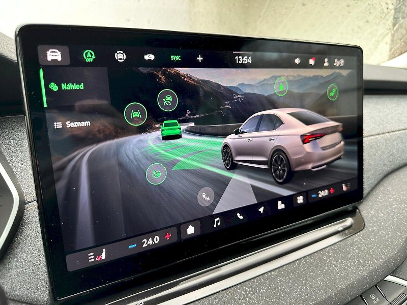 Škoda Octavia (2024) 1.5 TSI 110kW MHEV Top Selecti - fotka 16 z 24