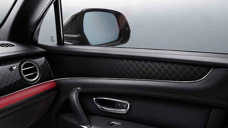 Bentley Bentayga V8 Design Series