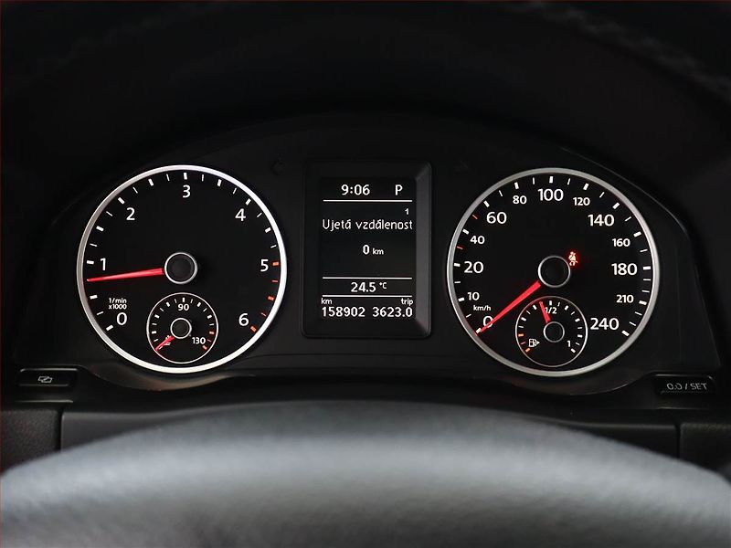 Volkswagen Tiguan (2009) 2.0 TDI, 4X4, Automat - fotka 9 z 18