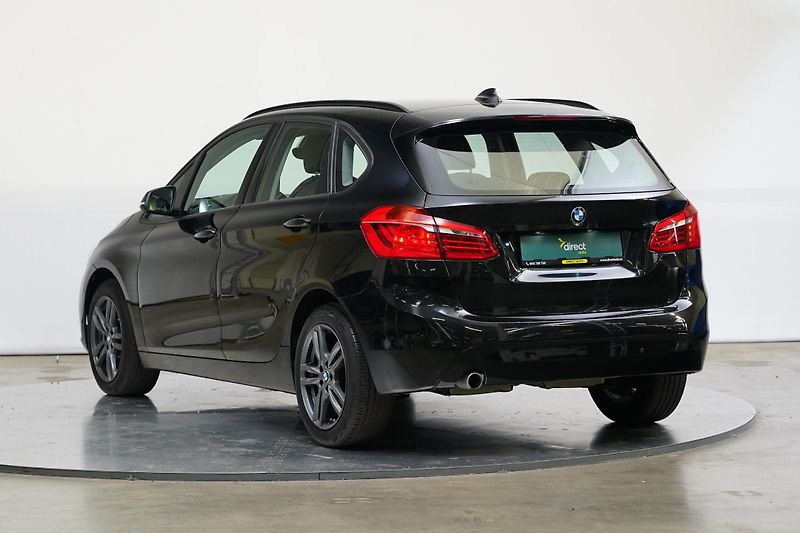 BMW Řada 2 - fotka 7 z 26