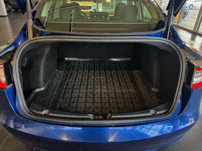 Tesla Model 3 LR, Tažné, Tepelné čerpadlo, 1 - fotka 19 z 20