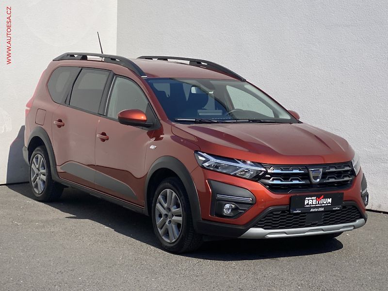 Dacia Jogger (2022) 1.0 TCe - fotka 1 z 3
