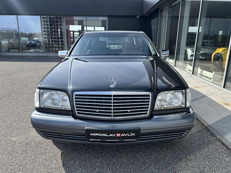 Mercedes-Benz Třídy S S 600 L V12 - fotka 2 z 34