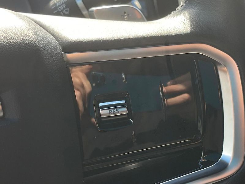 Land Rover Range Rover Evoque D165 SE R-Dynamic, Meridian - fotka 18 z 26
