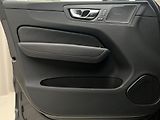 Volvo XC60 B5 AWD INSCRIPTION AUT - náhled 7