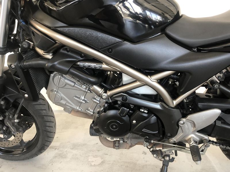 Suzuki SV 650 ABS - fotka 9 z 19
