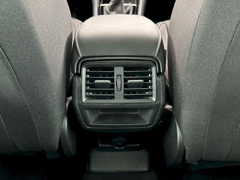 Škoda Karoq (2024) 2.0TDI 85kW Selection - fotka 23 z 27