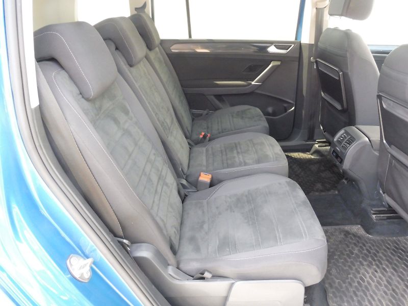 Volkswagen Touran (2016) Highline 1,4 TSI 110kW DSG - fotka 19 z 26