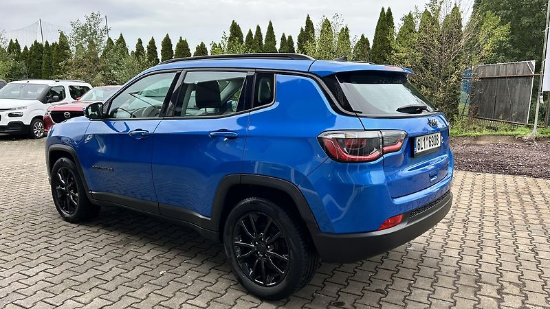 Jeep Compass 1.3T 130k Night Eagle  - fotka 8 z 16