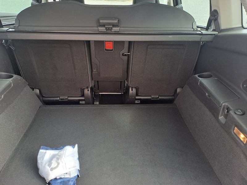 Ford Grand C-MAX (2017) 1,0 EB 92kW TITANIUM TAŽNÉ  - fotka 18 z 25