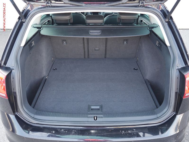 Volkswagen Golf (2014) 1.4 TSi, DSG, výhř.sed. - fotka 7 z 24