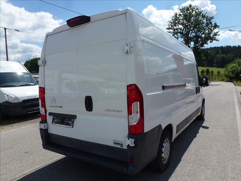 Citroën Jumper 2,0 BlueHDi 130 Plus 33 L3H2 - fotka 9 z 51