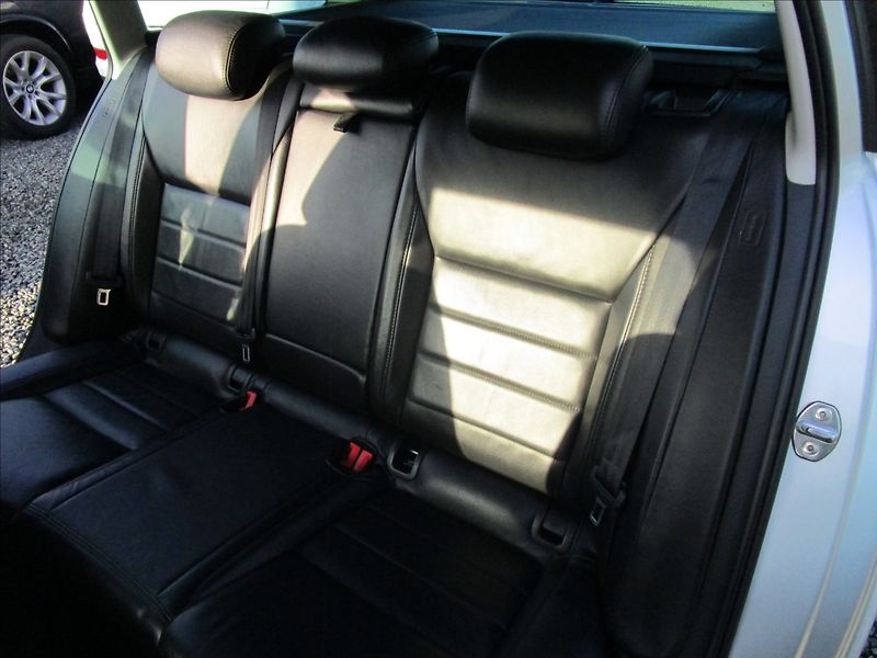 Škoda Octavia Combi 1.6TDi Greenline, Bi-xen - fotka 39 z 56