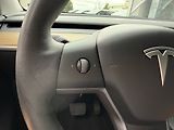 Tesla Model Y Long Range AWD 20´ - náhled 30
