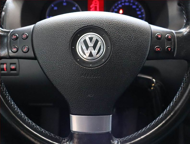 Volkswagen Touran (2007) 2.0 TDI, Tažné, CZ doklady - fotka 18 z 18