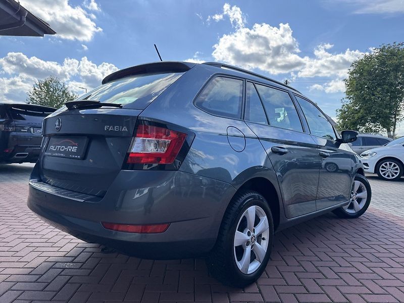 Škoda Fabia (2018) 1.0MPi Klima Výhřev Sedadel BT - fotka 2 z 45