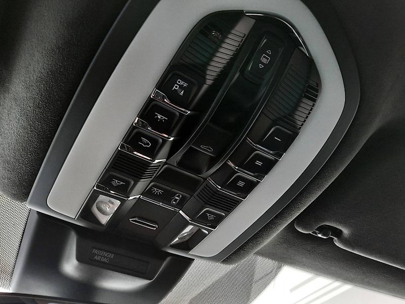 Porsche Macan (2024) GTS (324kW/440k) PDK - fotka 19 z 27